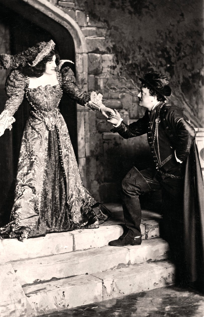Julia Neilson and Fred Terry in a scene from Dorothy O The Hall