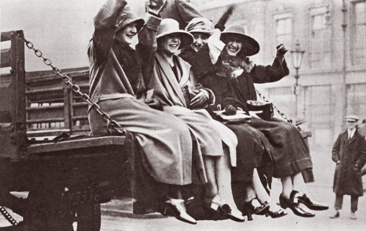 A Twopenny Tailboard Trip, May 1926 by English Photographer