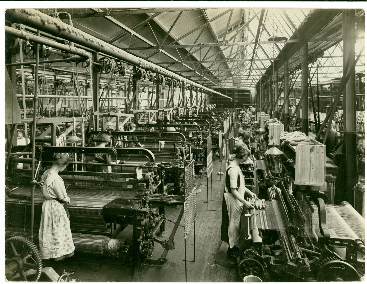 Chenille weft weaving, carpet factory, 1923 by English Photographer