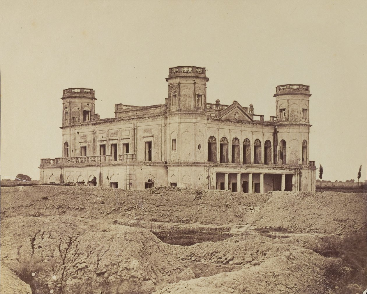 Indian palace, c.1858 by English Photographer