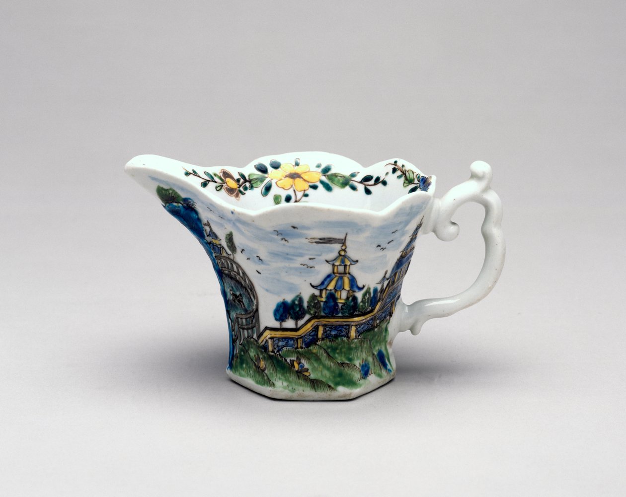 Cream boat, Worcester Porcelain, c.1755-58 by English School