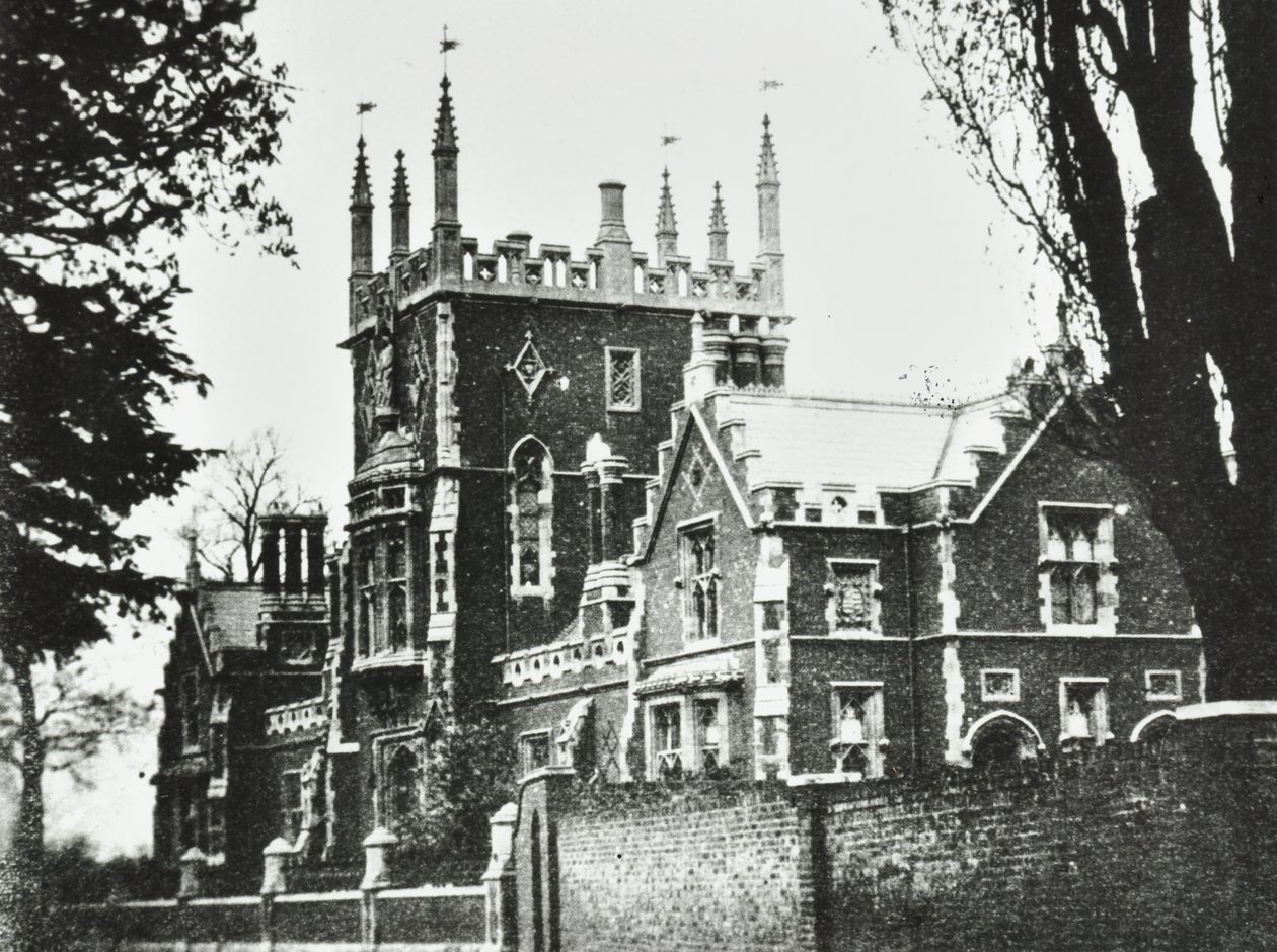 Elizabethan School, Broomhouse Lane: exterior by English Photographer