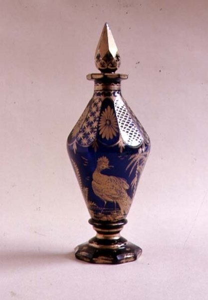 Bi-conical cruet bottle with spiral stopper, 1765-70 by English School