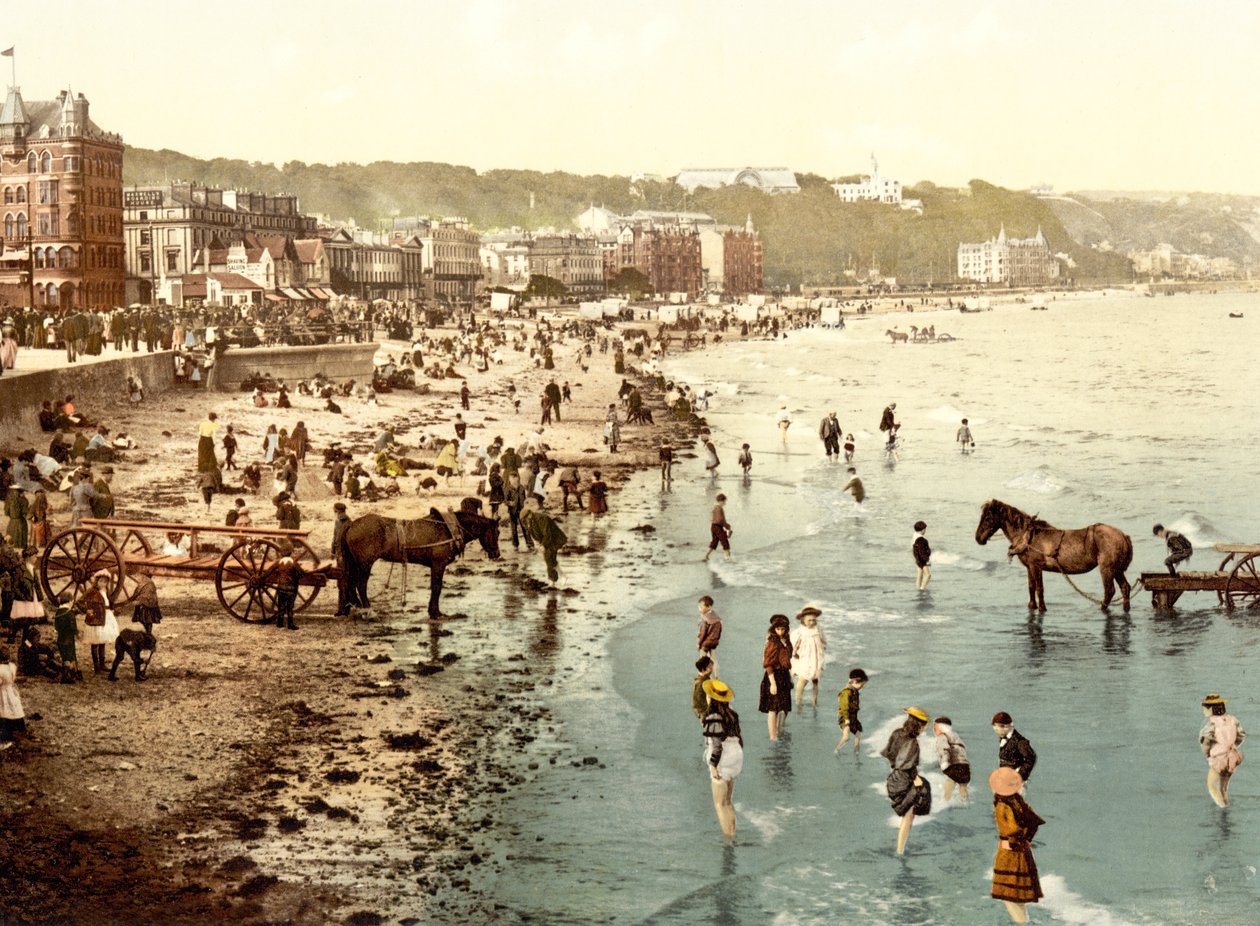 The Beach, Douglas by English School