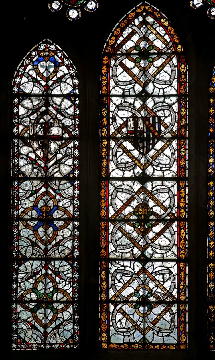 Window s5 depicting two lancets with geometric grisaille by English School