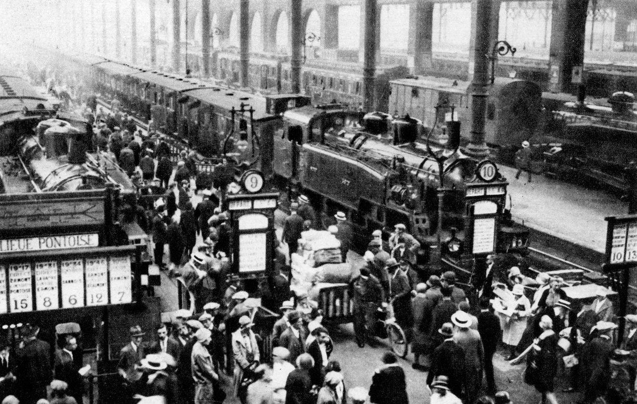 Arrival of Train at North Station, Paris by Ernest Flammarion