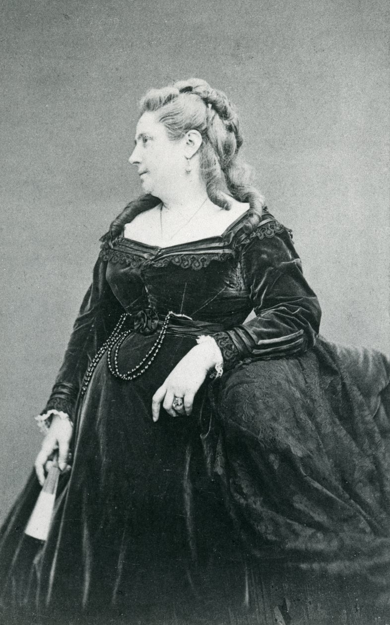 Marie Daubrun by Etienne Carjat