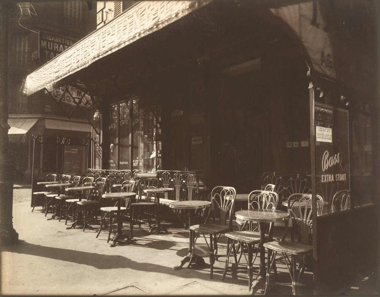 Café, Avenue de la Grande-Armée, 1924-1925 by Eugène Atget