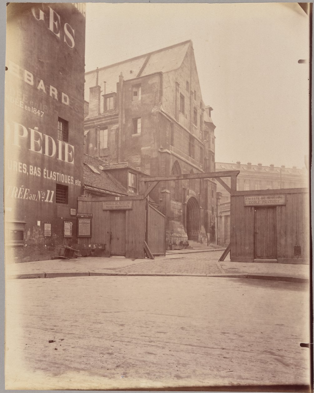 Dupuytren Museum by Eugène Atget