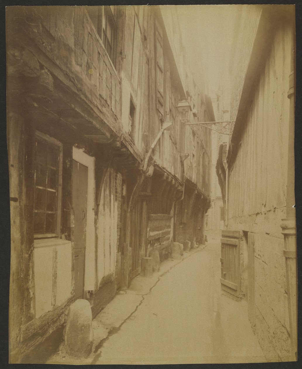Rouen, Impasse des Hauts-Mariages by Eugène Atget