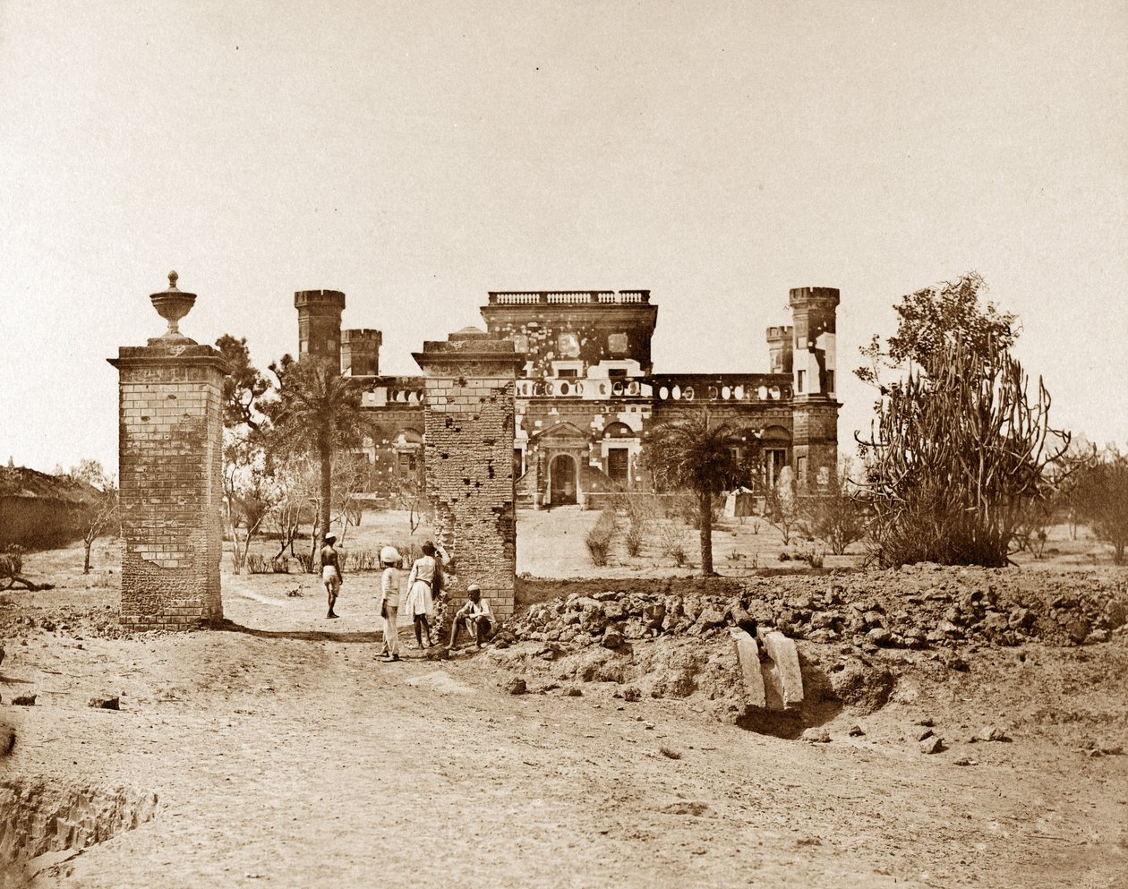 Mess House of the 32nd Regiment by Felice Beato
