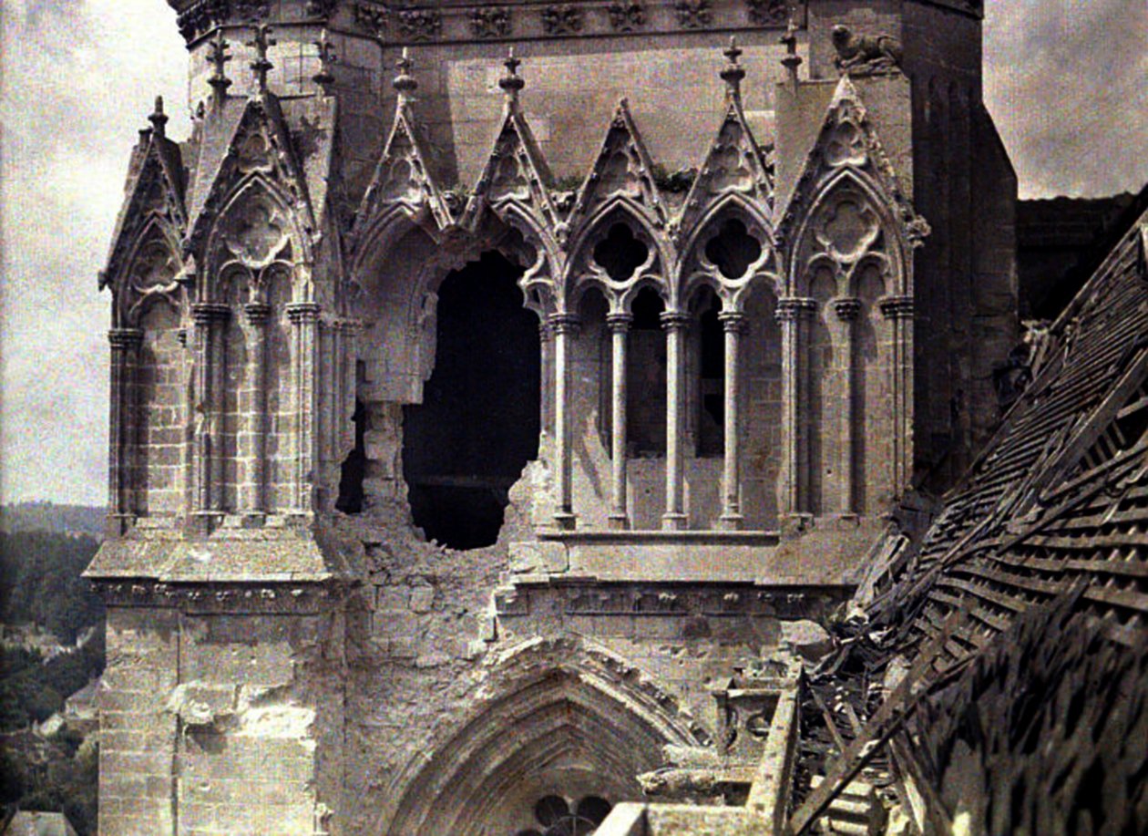 Bomb Damage to the Cathedrale Saint-Gervais-et-Saint-Protais, Soissons, Aisne, France, 1917 by Fernand Cuville