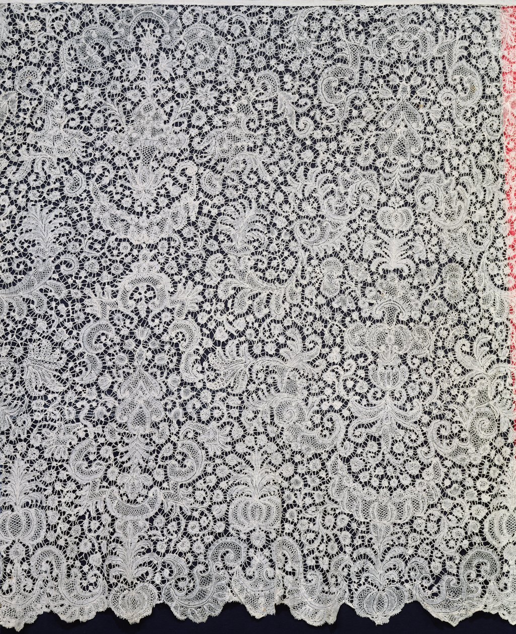 Aube, Lace from Brussels, 1725-1730 by Flemish School