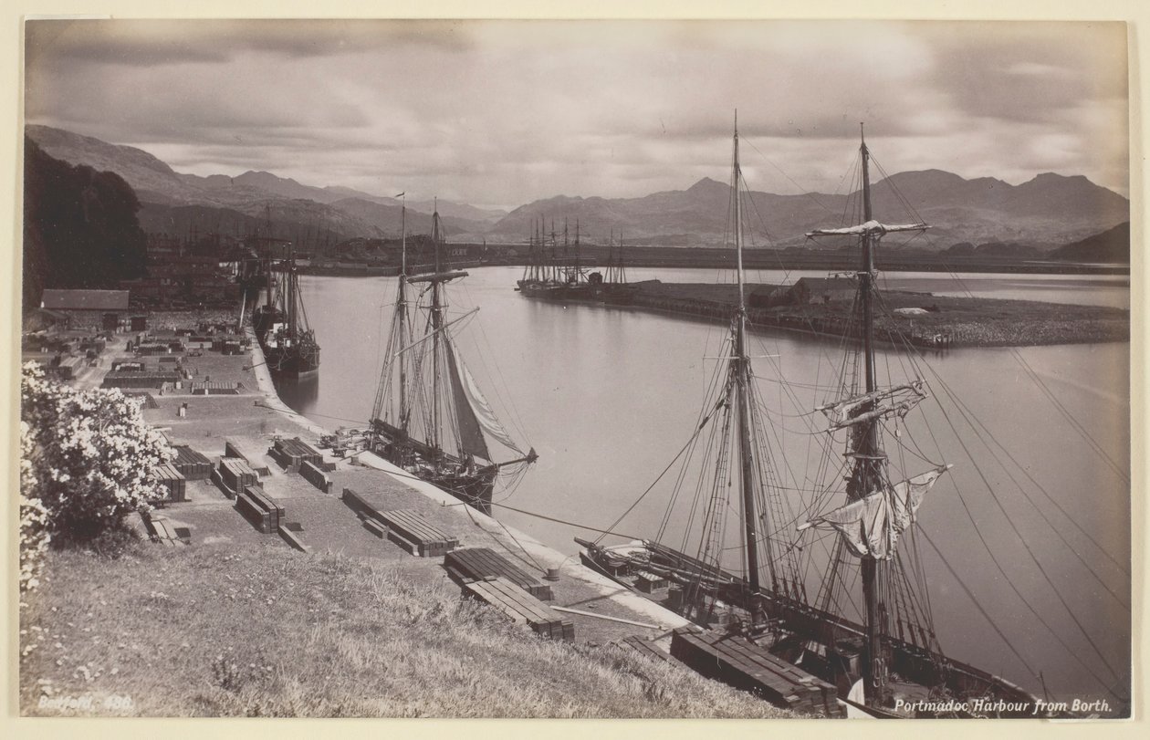 Portmadoc Harbour from Borth, 1860-94 by Francis Bedford