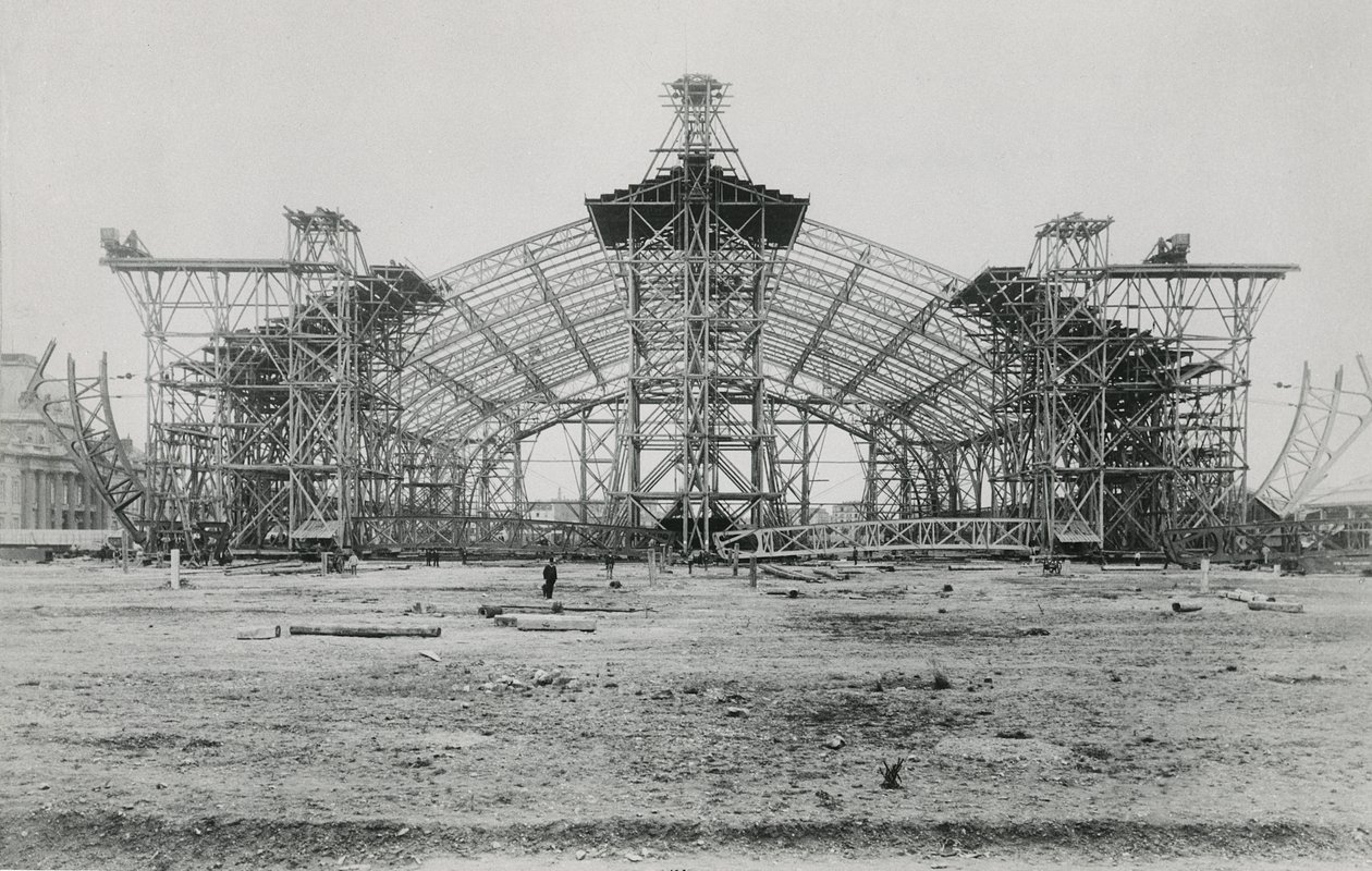 Construction of the Galerie des Machines for the Exposition Universelle of 1889 by French Photographer