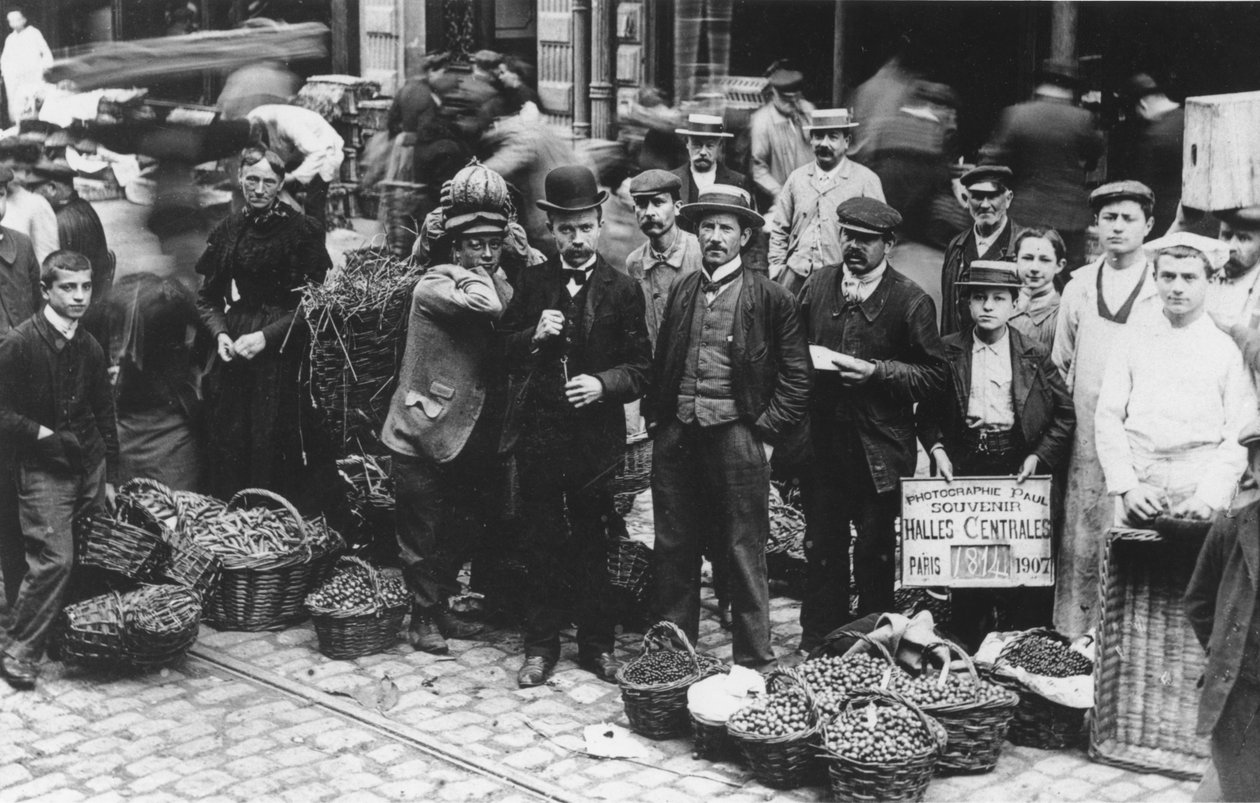 Gardeners of Les Halles Market, Paris, 1907 by French Photographer