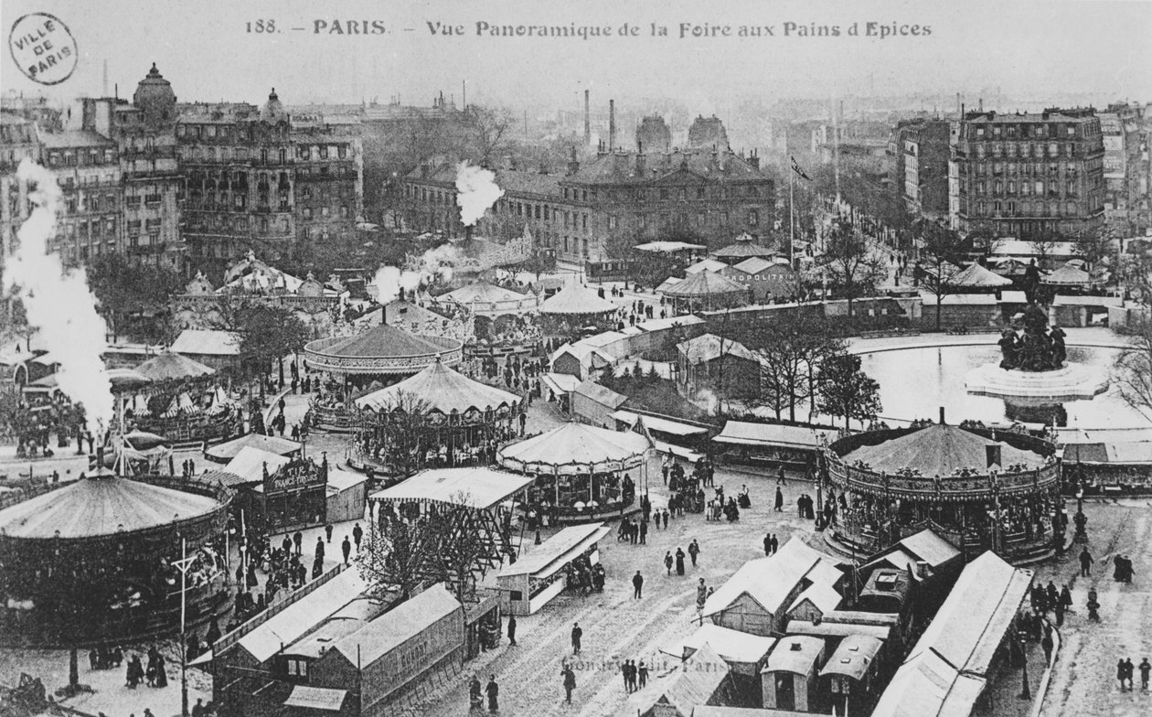 La Foire du Trône, Place de la Nation, Paris by French Photographer