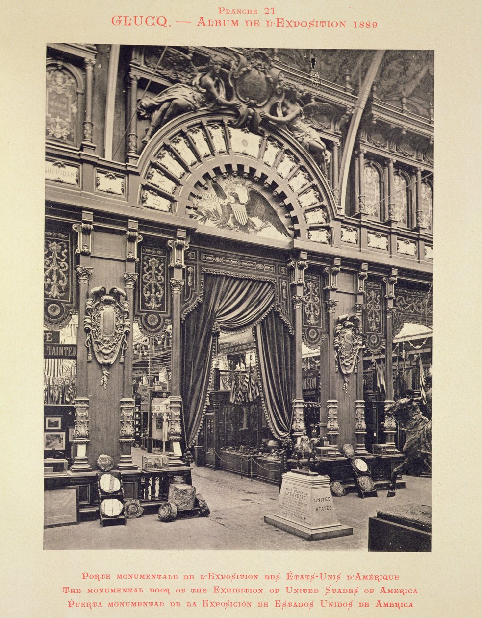 The monumental door of the exhibition of the United States of America, from 