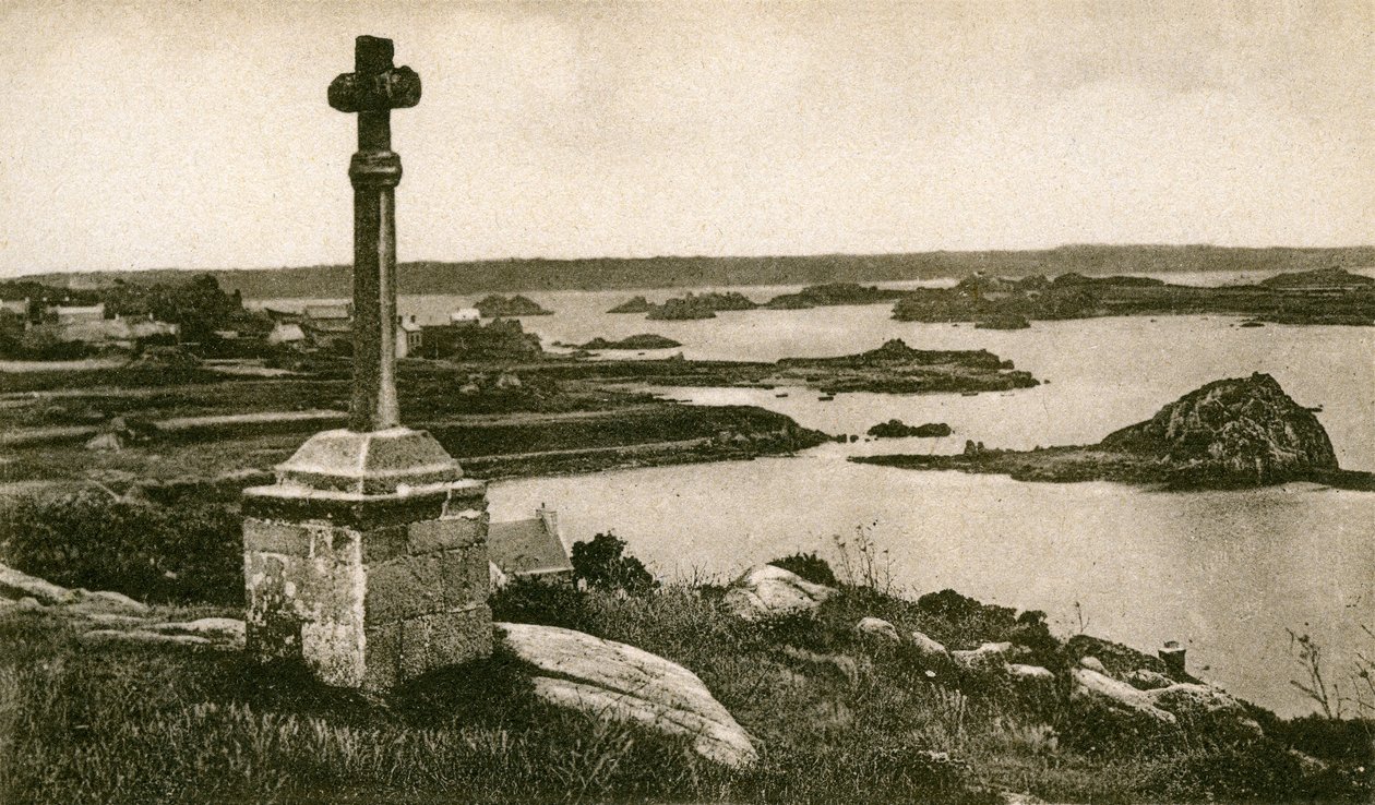 Île de Bréhat: Croix St Michel and the islets of Kerpont by French Photographer