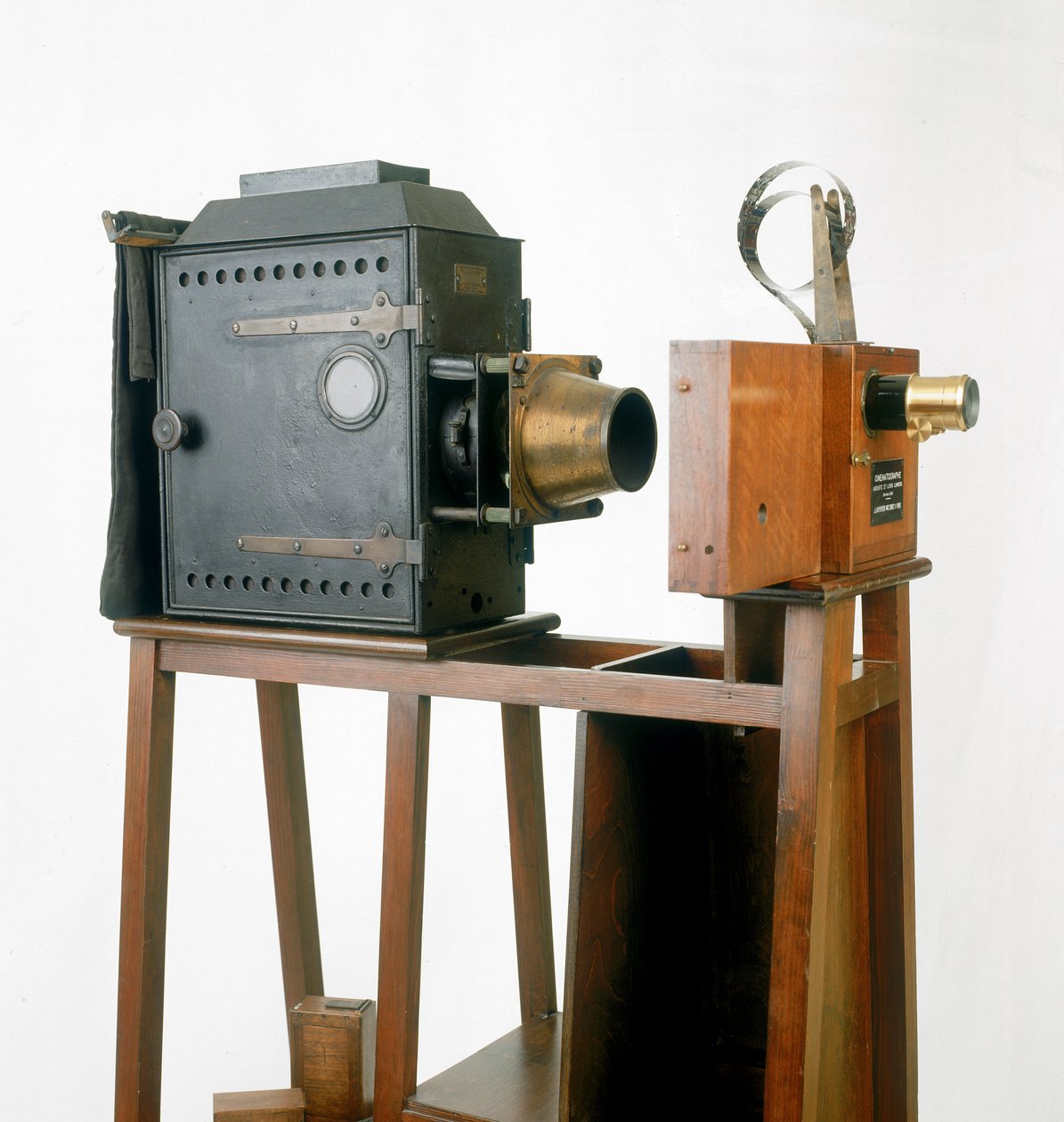 Lumiere cinematographe, 1895 by French School