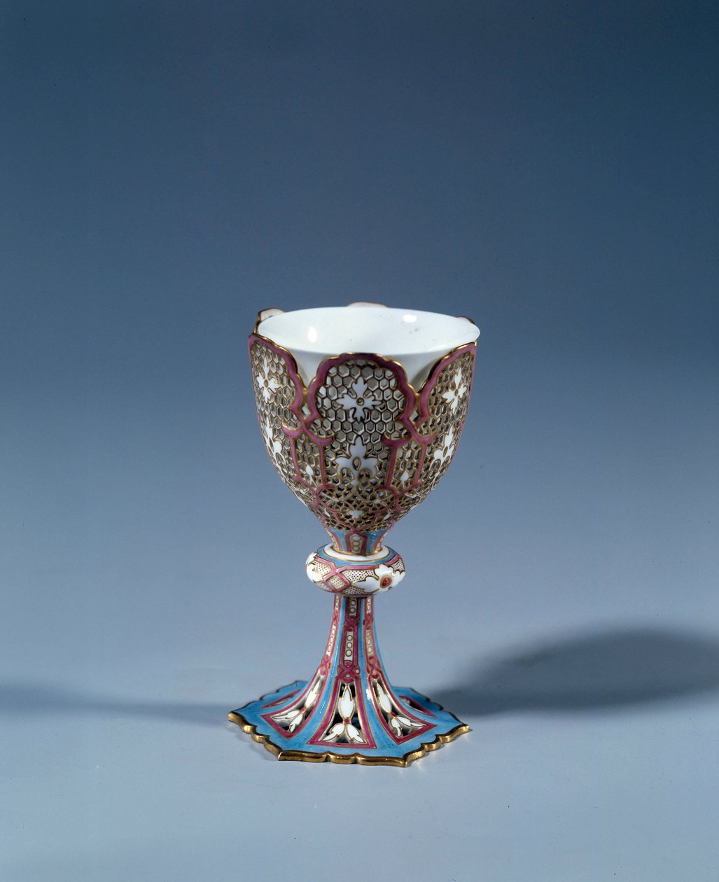 Art France: Mug on movable stand cut forming a display stand. Hard porcelain by French School