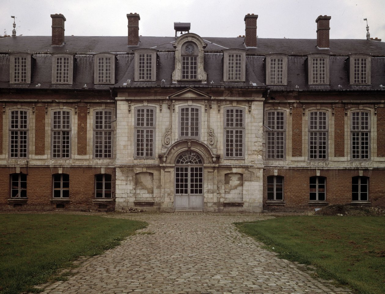 Baroque architecture: facade of the Hotel des Rams (17th century), Abbeville, Somme by French School