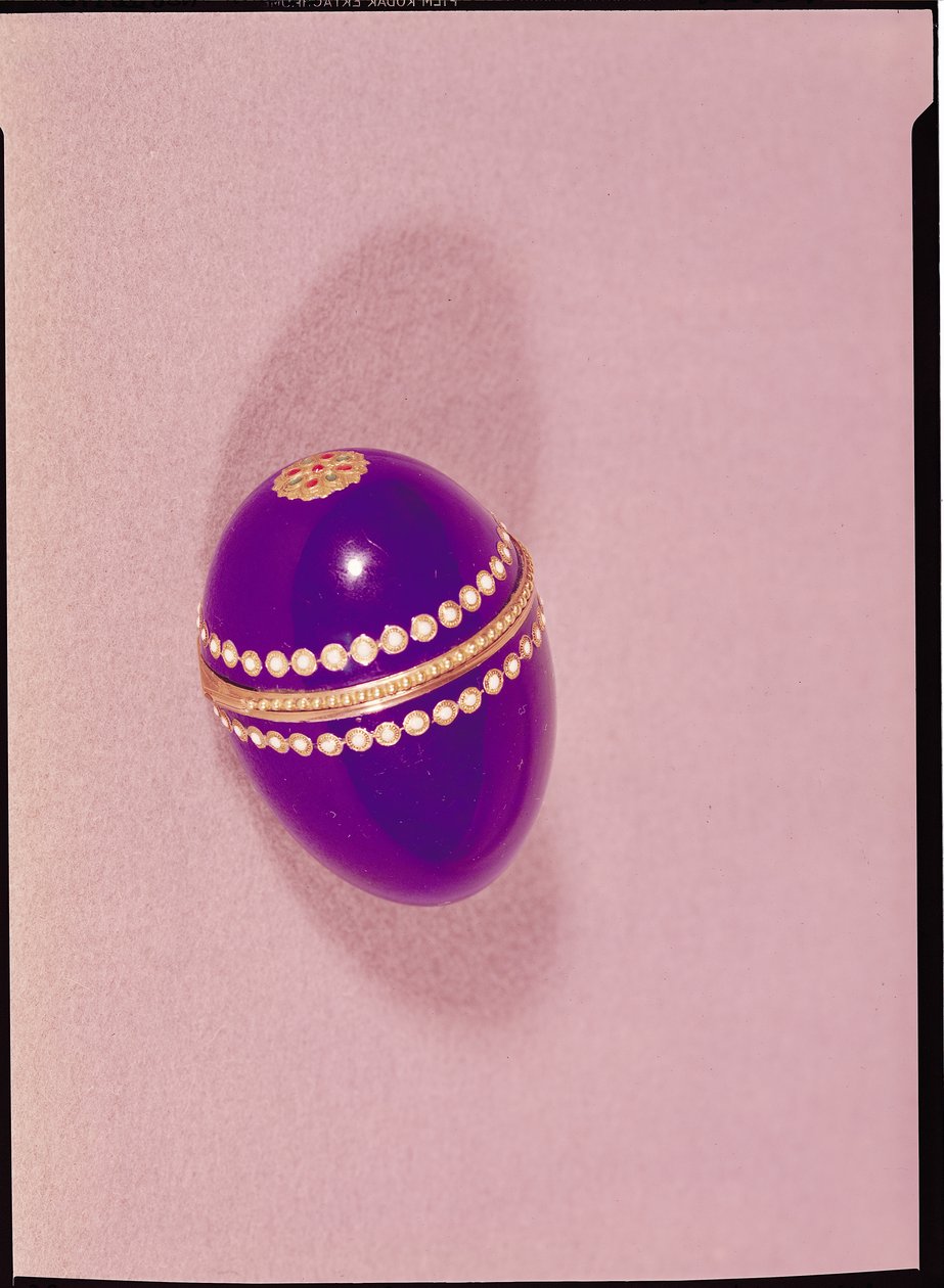Necessaire in the shape of an egg, Sevres, 1775 by French School