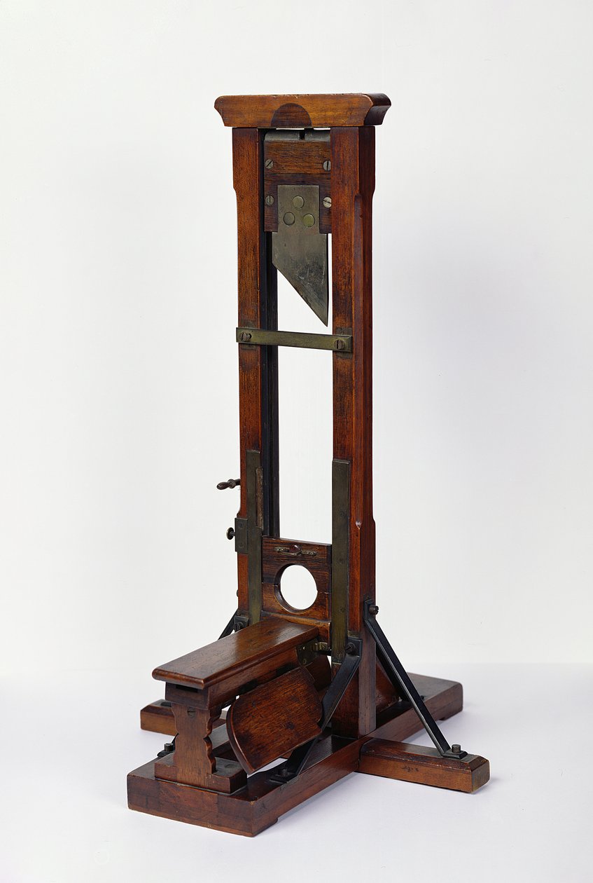 Reduced model of a guillotine (wood & metal) by French School