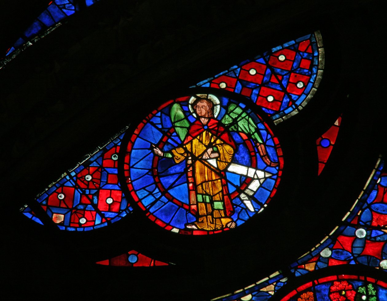 Window w115 depicting an angel by French School