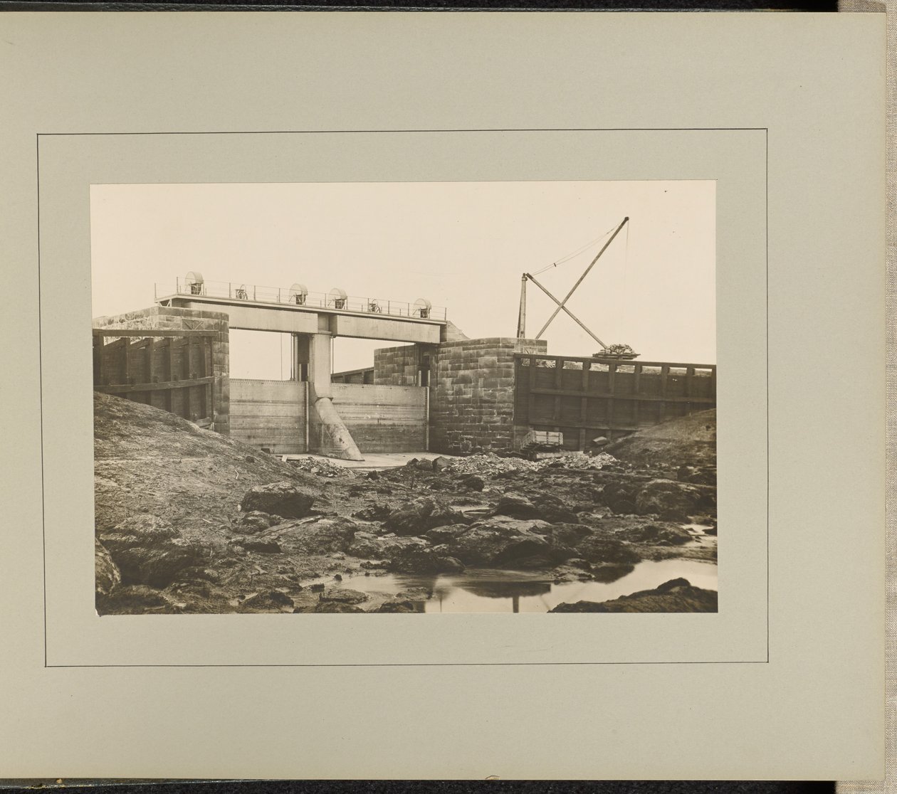Norton Sluices - Canal Face by G. Herbert and Horace C. Bayley
