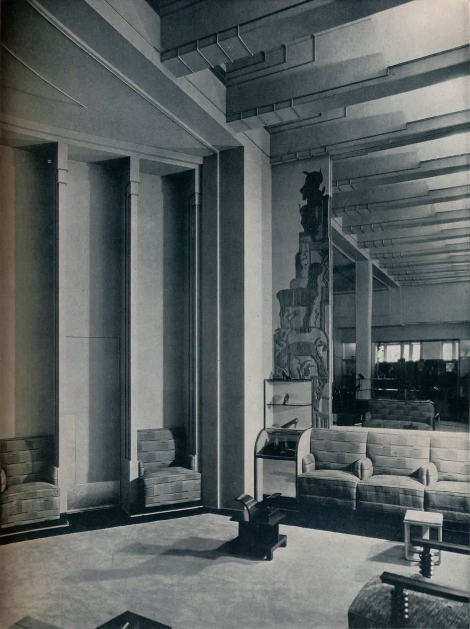 Corner of Shoe Salon, Roos Bros., San Francisco by Gabriel Moulin