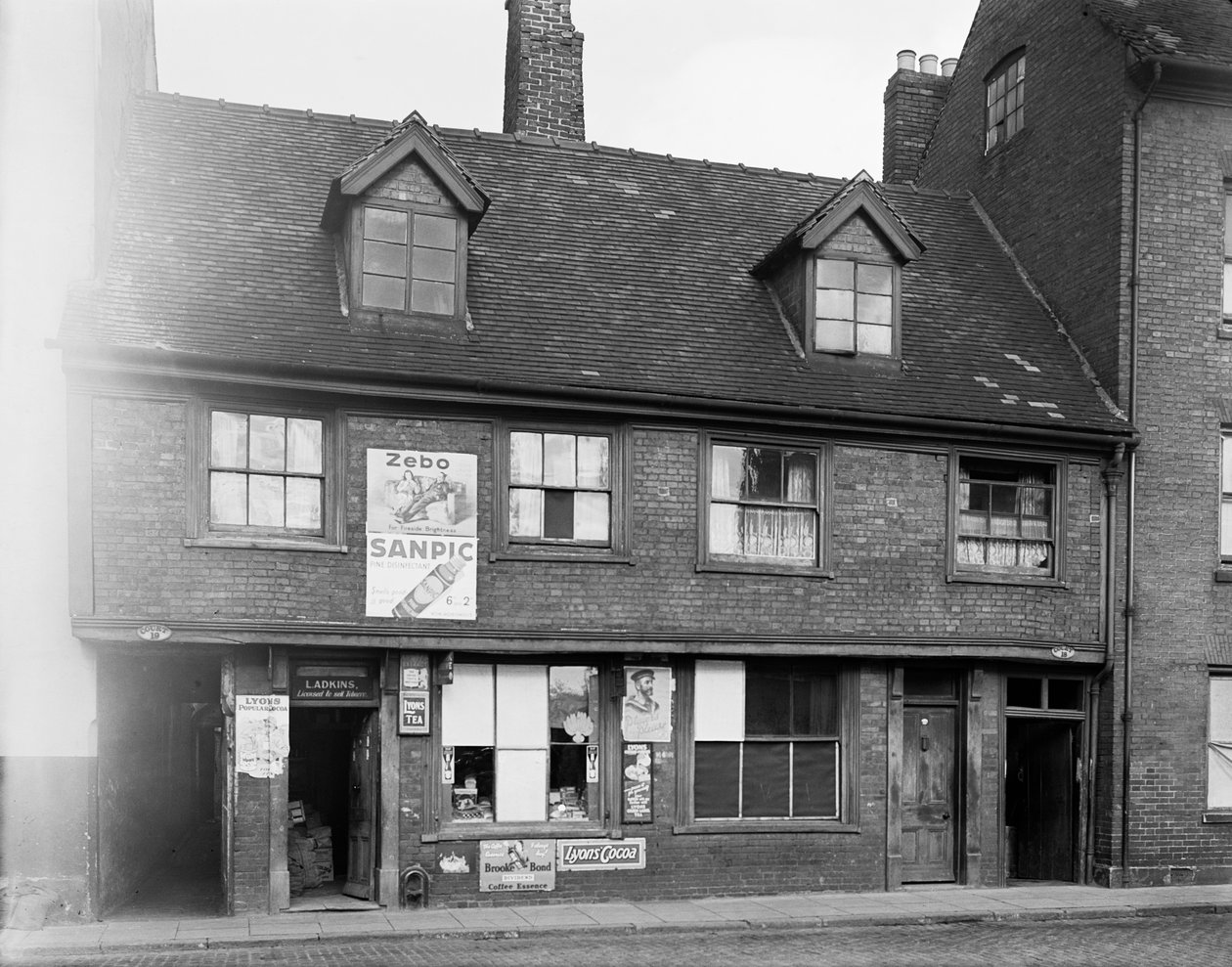 85 Little Park Street, Coventry, West Midlands, 1941 by George Bernard Mason