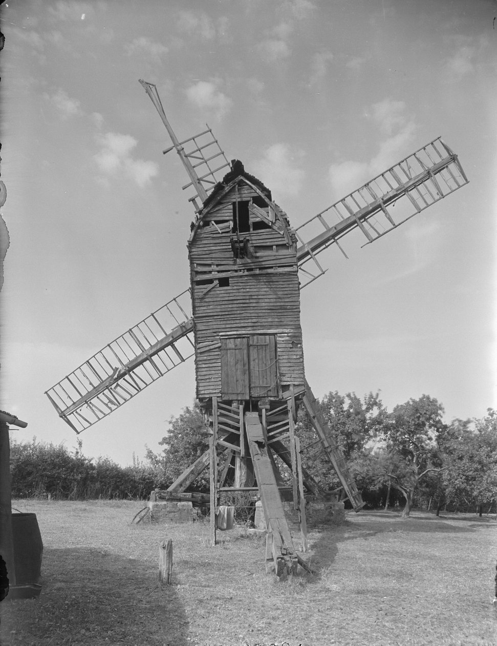Bozeat Windmill, Bozeat, Wellingborough, Northamptonshire by George Bernard Mason