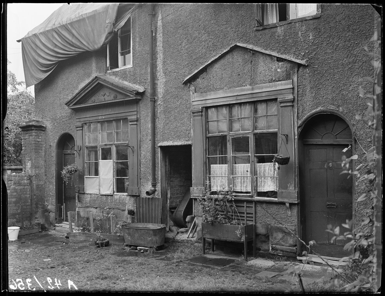 Court 20, Little Park Street, Coventry by George Bernard Mason