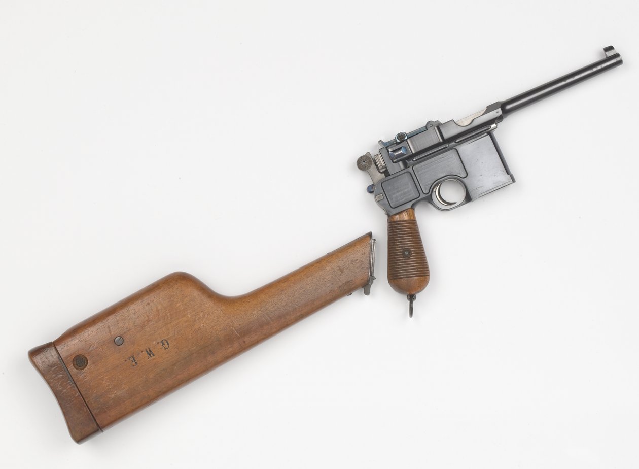 Mauser C96 7.63 mm pistol by German School