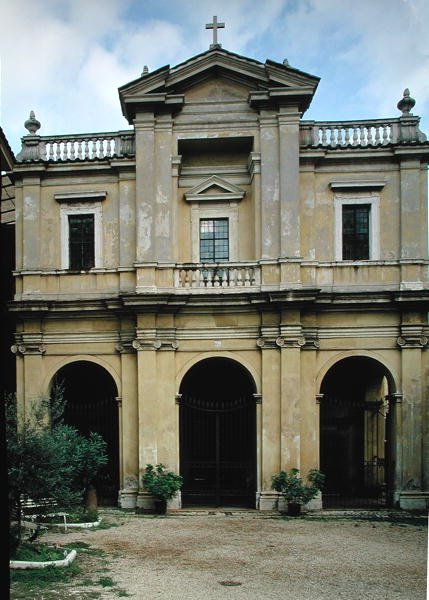 Facade of the church, built c.1625 by Gian Lorenzo Bernini