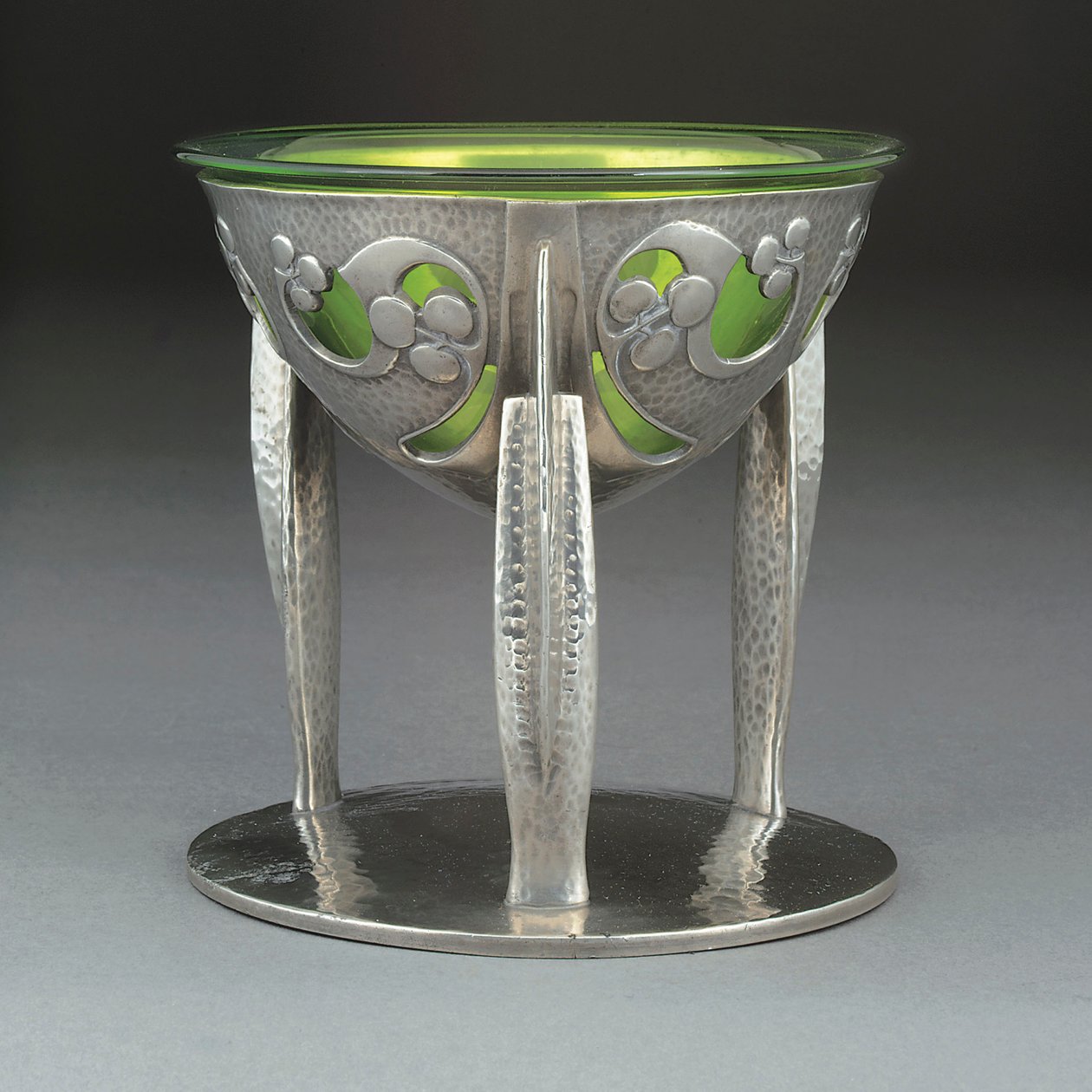 A Tudric pewter and glass coupe by Giovanni Bigatti