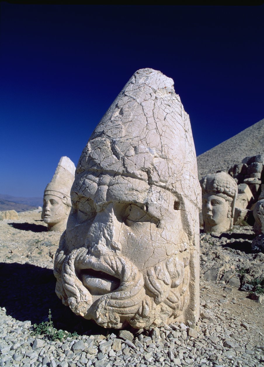 Head of Zeus-Oromandes by Greek