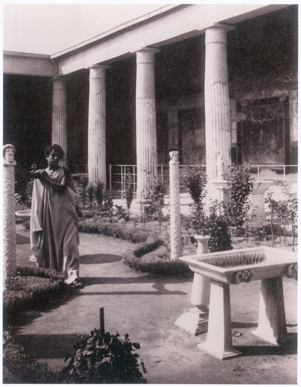 Pompeii by Guglielmo (1852 1930) Plüschow