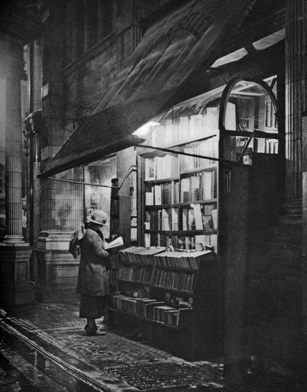A Bookshop in Bloomsbury, London, 1926-1927 by H. W. Fincham