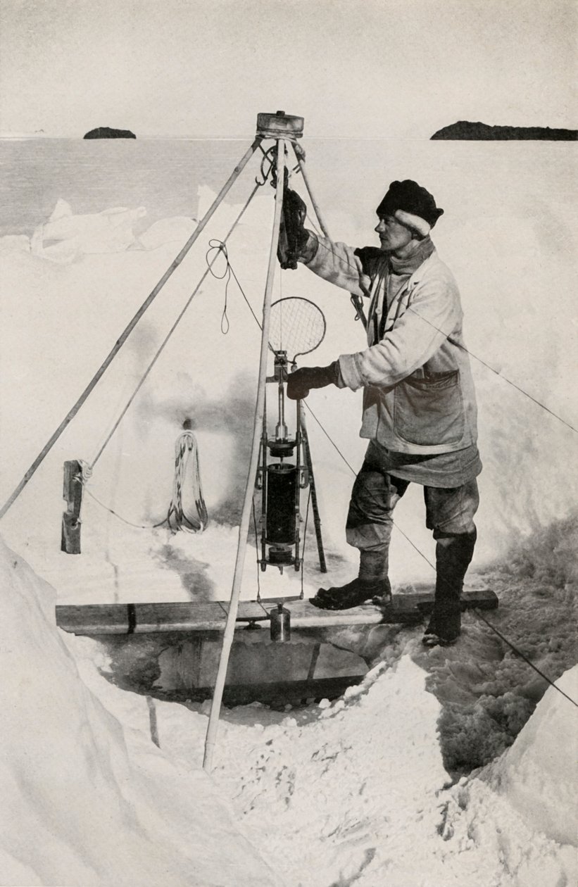 E. W. Nelson with the Nansen-Petersen Insulated Water-Bottle by Herbert Ponting