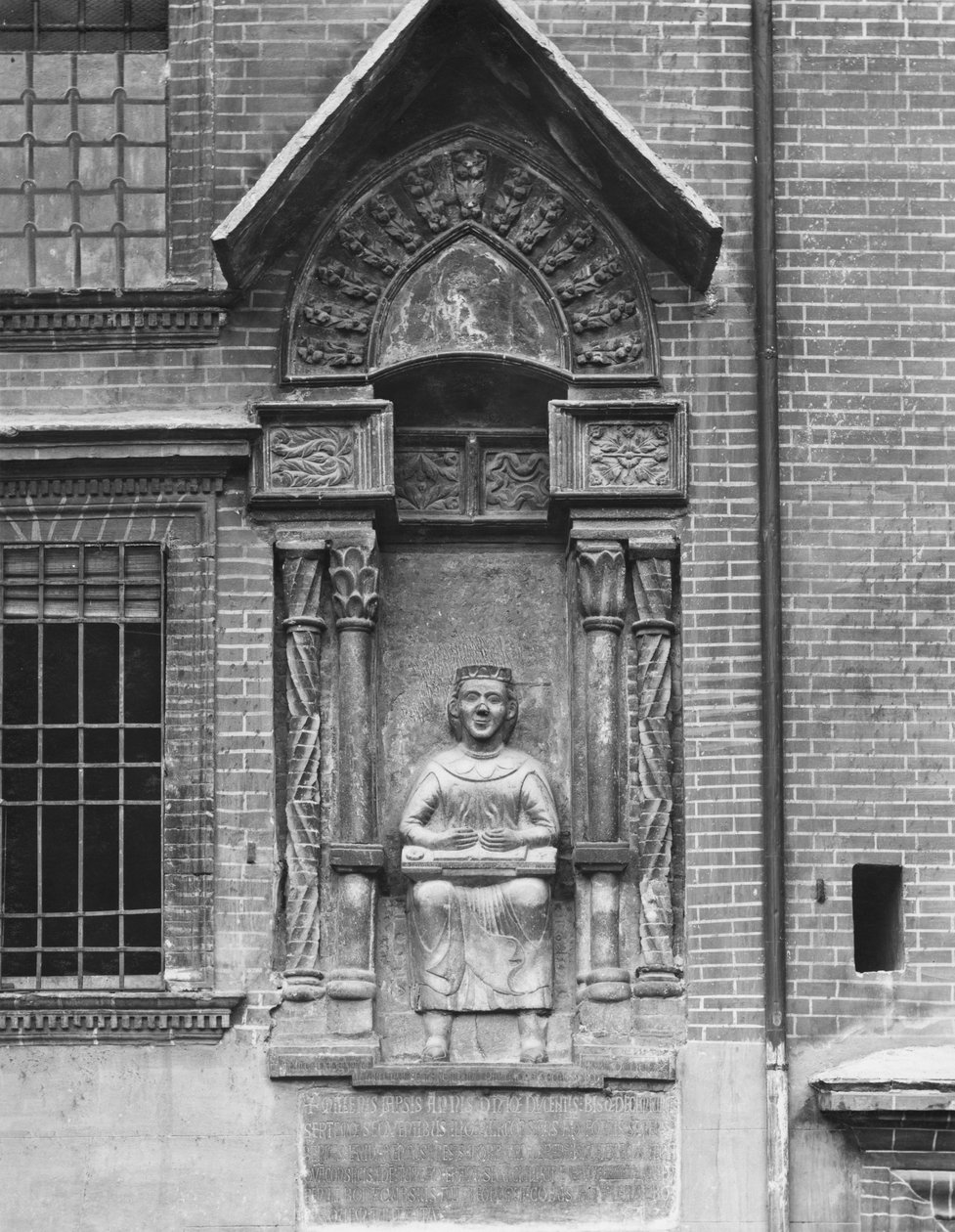 Monument to Virgil, Palazzo del Podesta, Piazza Dante, 1220 by Italian School