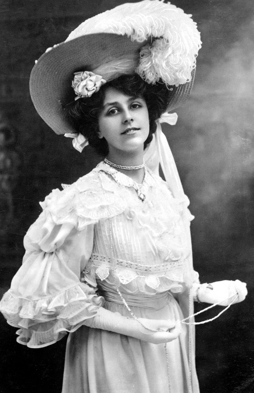 Dora Barton, English Actress by J. Beagles and Co.