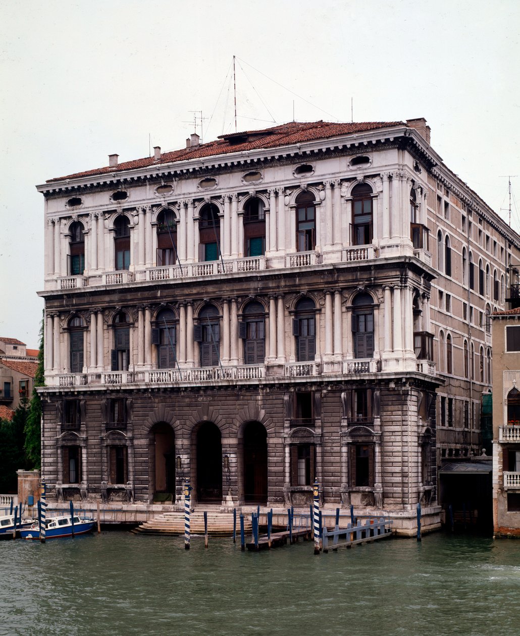 Facade of the Corner della Ca