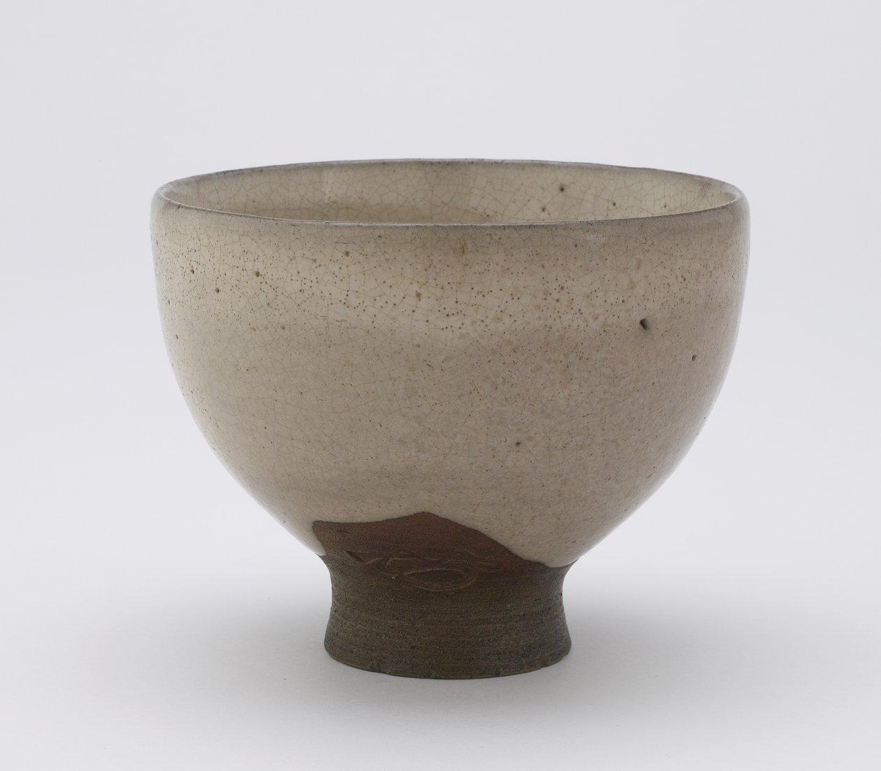 Inkyuzan ware tea bowl in Goki shape, with impressed cipher, Tea bowl (gokijawan) by Japanese School
