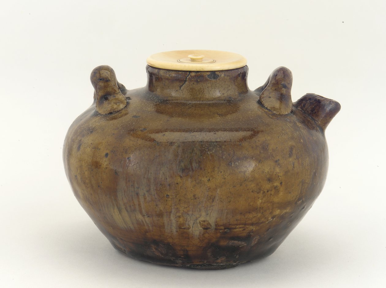 Mino or Seto ware ewer, used as tea caddy by Japanese School