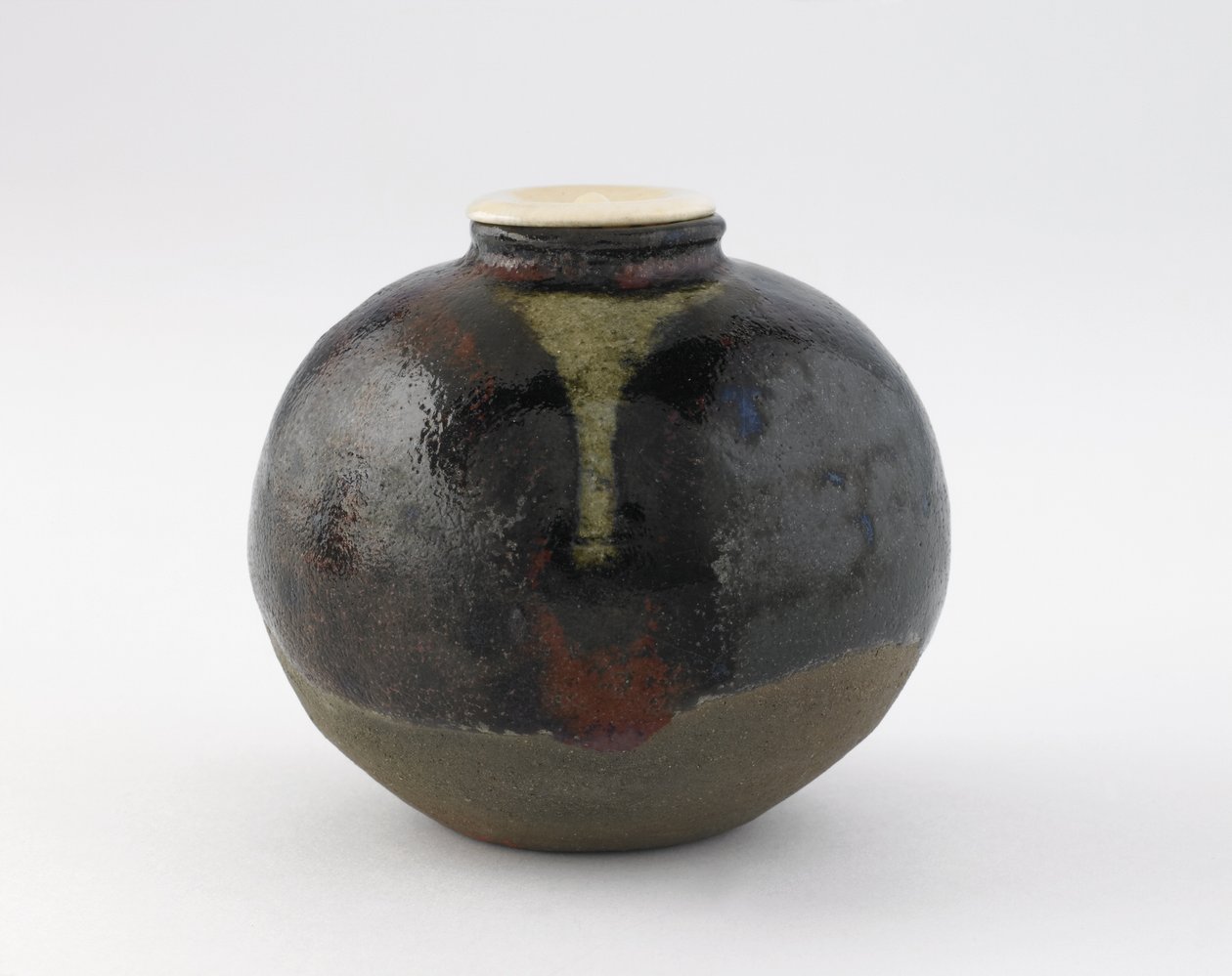 Tea caddy, bunrin type, Kyoto, Edo period by Japanese School