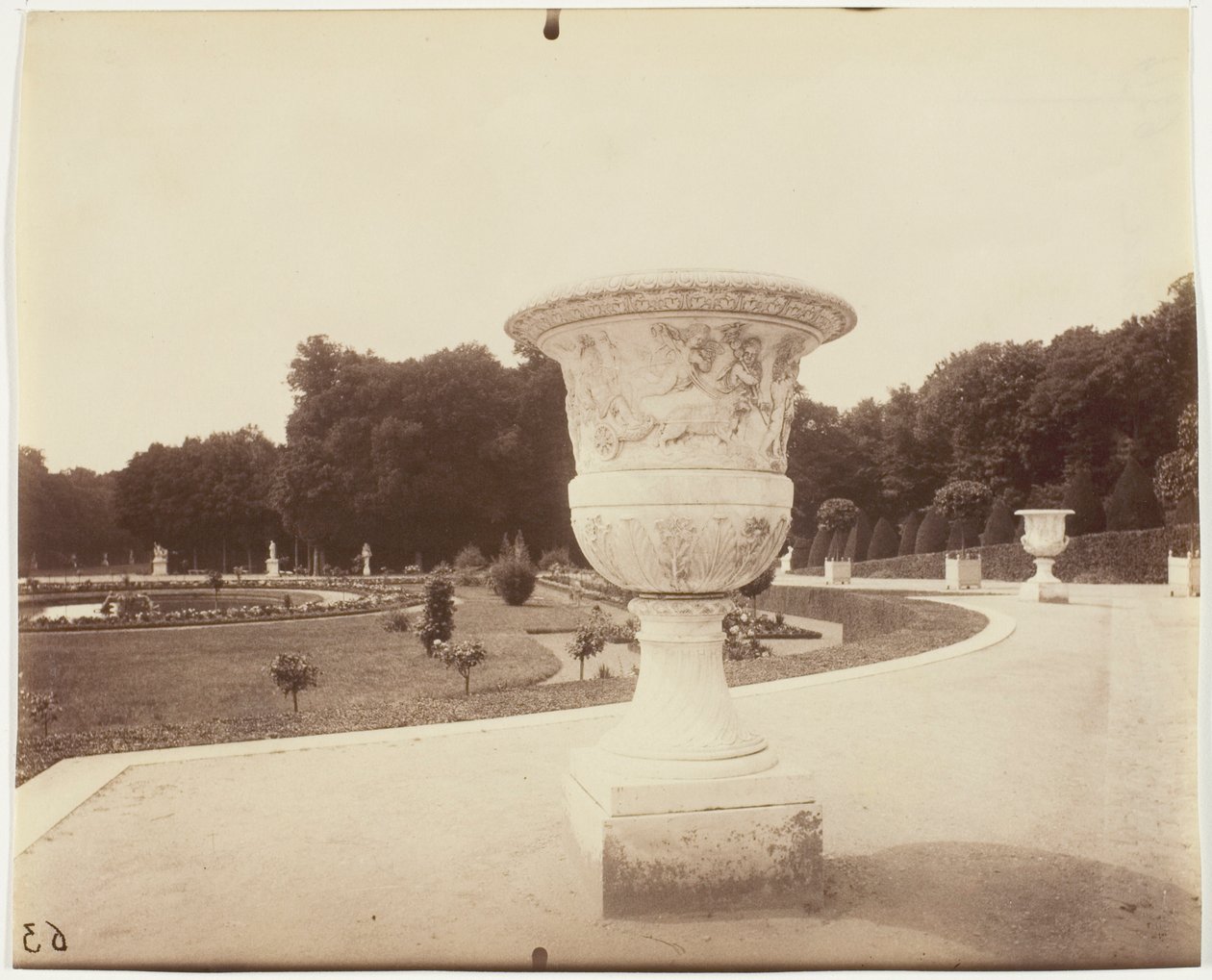 Versailles, Vase by Cornu by Jean Eugène Auguste Atget