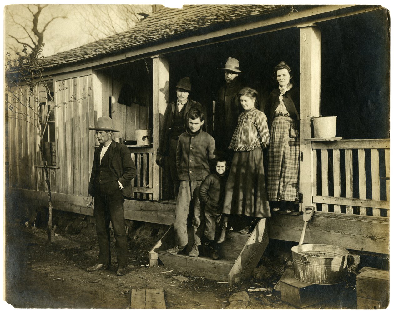 Arkansas house, family by Jessie Tarbox Beals