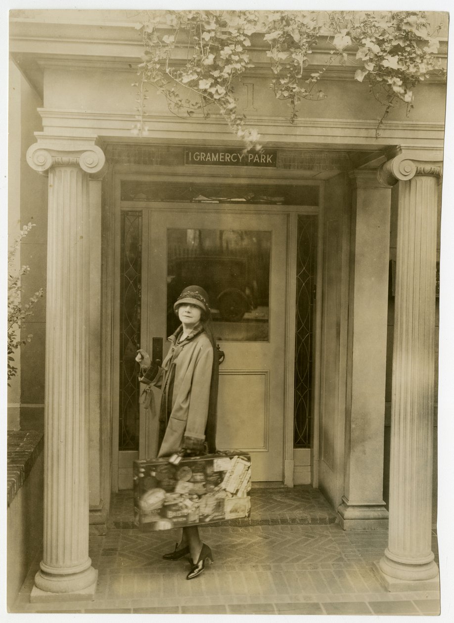 Mabel Herbert Urner, New York, USA, c.1905-27 by Jessie Tarbox Beals